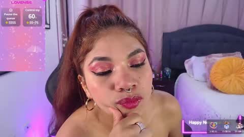 Snapshot of kendall_hot7 chatting on 02.11.25 Kendall online show from 02.11.25