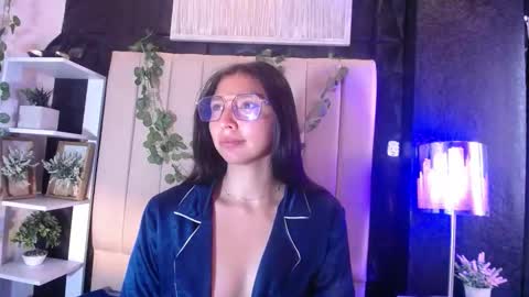 Snapshot of kendall_saenz chatting on 10.13.25 kendall_saenz online show from 10.13.25