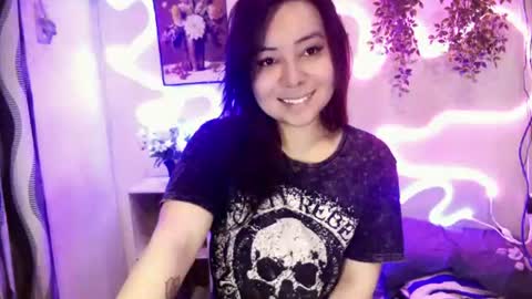 Snapshot of kendall_snow chatting on 06.29.26 kendall_snow online show from 06.29.26