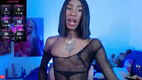 kendallgil_ online show from 11.09.25