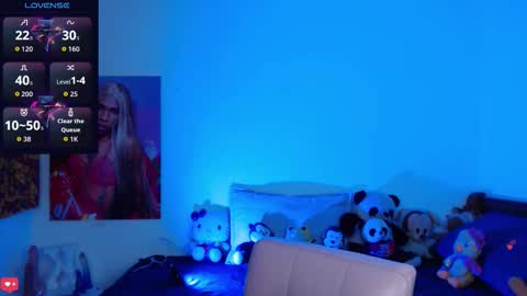 kendallgil_ online show from 11.13.25