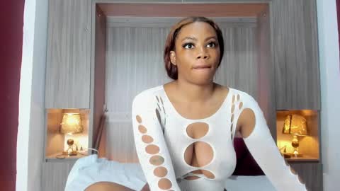 Kendal online show from 02.13.25