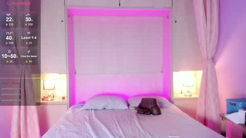 Kendal online show from 04.10.26