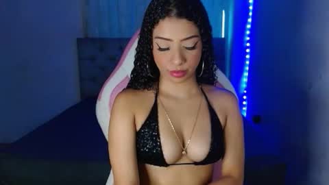 Snapshot of kendallrush2 chatting on 01.31.25 Kendall Rush online show from 01.31.25