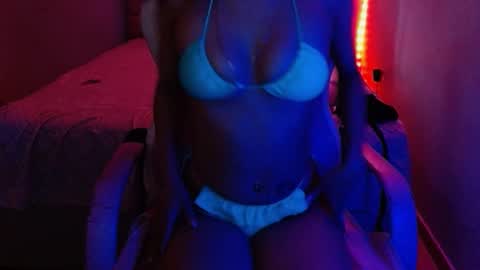 Snapshot of kendallrush2 chatting on 02.16.25 Kendall Rush online show from 02.16.25