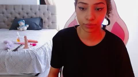 Snapshot of kendallrush2 chatting on 02.17.25 Kendall Rush online show from 02.17.25