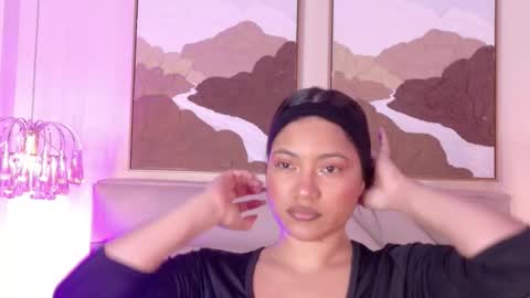 Kendal online show from 11.16.25