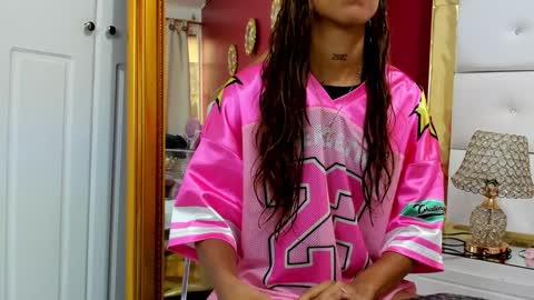 Kendal  online show from 12.30.24