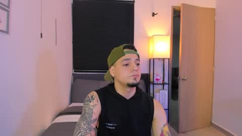 kendel_dimitri online show from 04.11.26