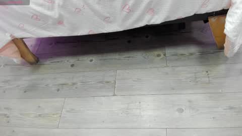 Kendra London online show from 03.24.26