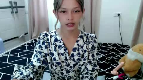 kendra_lunaxx online show from 07.02.26