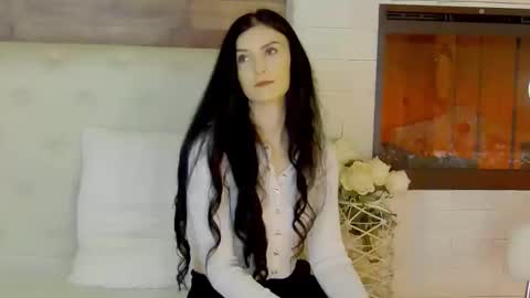 Snapshot of kendrabloom chatting on 01.09.26 KendraBloom online show from 01.09.26