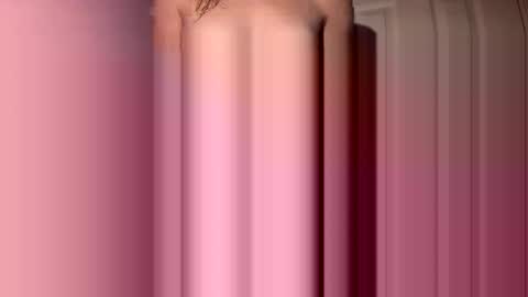 Snapshot of kendragrace04 chatting on 12.01.25 kendragrace04 online show from 12.01.25