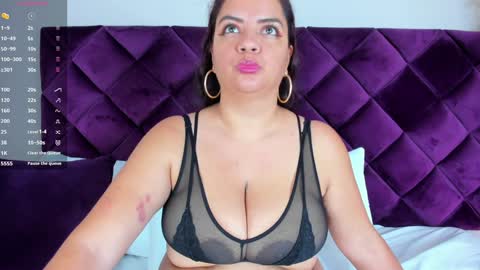 Kendral  online show from 01.10.25