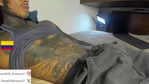 Snapshot of kendrik_brown chatting on 06.05.26 kendrick brown online show from 06.05.26