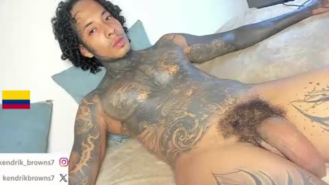 Snapshot of kendrik_brown chatting on 06.28.26 kendrick brown online show from 06.28.26