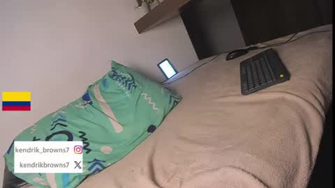 Snapshot of kendrik_brown chatting on 07.19.26 kendrick brown online show from 07.19.26