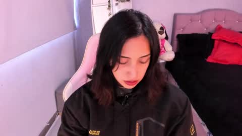  01  online show from 12.19.24