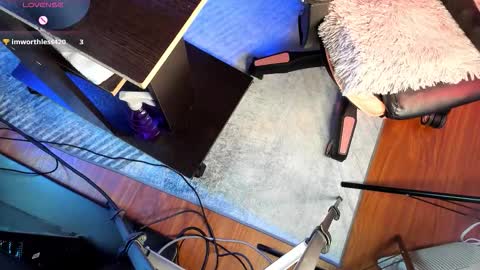  01  online show from 11.27.25