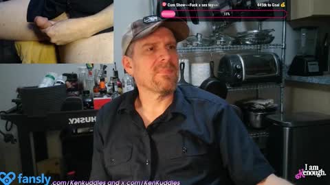 Snapshot of kenkuddles chatting on 01.22.25 Ken Kuddles online show from 01.22.25