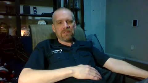 Snapshot of kenkuddles chatting on 02.23.25 Ken Kuddles online show from 02.23.25