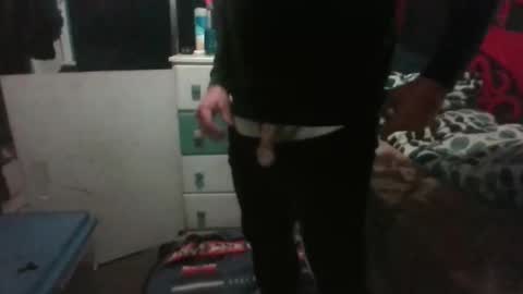 Snapshot of kenneth69h chatting on 10.31.25 kenneth69h online show from 10.31.25