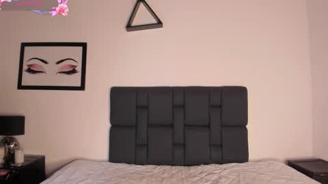 KENTHA  online show from 01.19.26