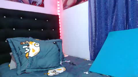 Snapshot of keny_evans_ chatting on 11.16.25 Keny Evans online show from 11.16.25