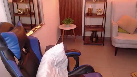 Kenya Buhle online show from 11.26.25