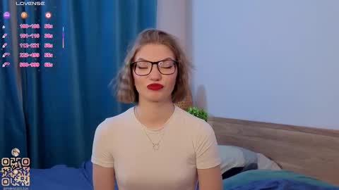 Lisa online show from 03.08.26