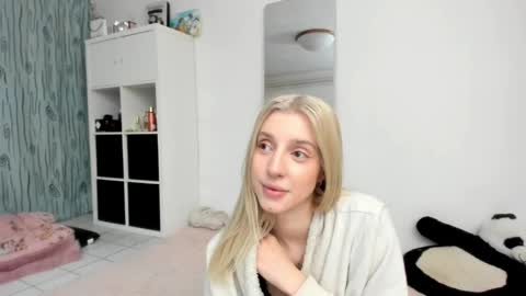 Kenzie online show from 05.15.26