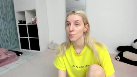 Kenzie online show from 07.05.26