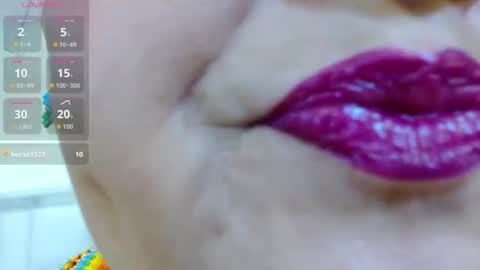 Snapshot of kerly_doll chatting on 07.10.26 K E R L Y online show from 07.10.26