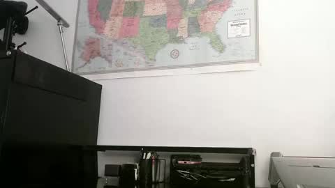Snapshot of kerosene3 chatting on 04.27.26 Kerosene3 online show from 04.27.26