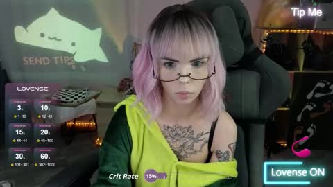 Snapshot of kerry_kirk chatting on 11.19.25 Kerry online show from 11.19.25