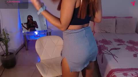 Mia  online show from 11.05.25