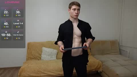 Snapshot of kevin_geo chatting on 11.17.25 kevin_geo online show from 11.17.25