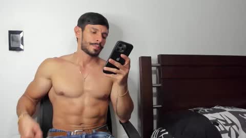 kevin_malone22 online show from 12.22.25