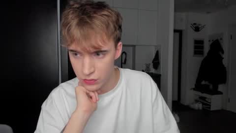 Snapshot of kevin_martin8 chatting on 01.31.25 Kevin Martin online show from 01.31.25