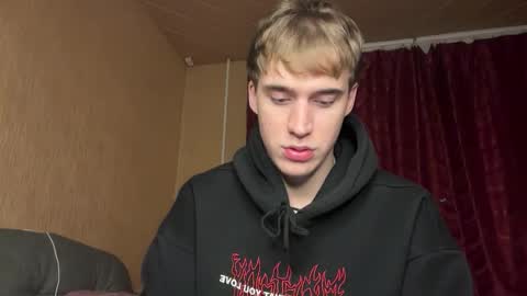 Snapshot of kevin_martin8 chatting on 10.27.25 Kevin Martin online show from 10.27.25