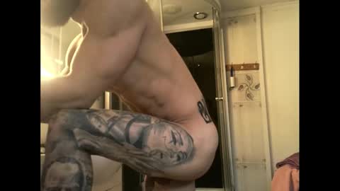 Snapshot of kevin_muscle1 chatting on 01.13.26 Kevin online show from 01.13.26