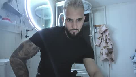 Snapshot of kevin_muscle1 chatting on 03.15.26 Kevin online show from 03.15.26