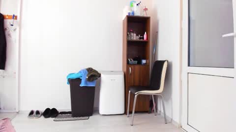 Snapshot of kevin_muscle1 chatting on 03.18.26 Kevin online show from 03.18.26