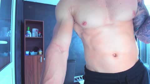 Snapshot of kevin_muscle1 chatting on 03.30.26 Kevin online show from 03.30.26
