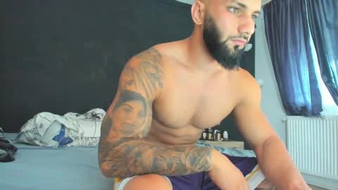 Snapshot of kevin_muscle1 chatting on 05.28.26 Kevin online show from 05.28.26