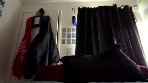 kevinderon1 online show from 04.12.26