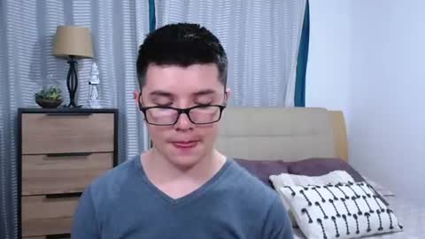 Snapshot of kevinhunts chatting on 06.15.26 Kevin online show from 06.15.26