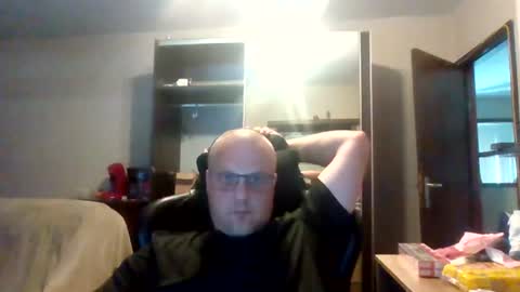 Snapshot of kevintje031987 chatting on 08.03.26 kevintje031987 online show from 08.03.26