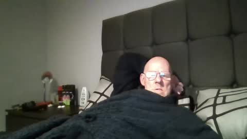 Snapshot of kevlooking4sez chatting on 01.19.25 kevlooking4sez online show from 01.19.25