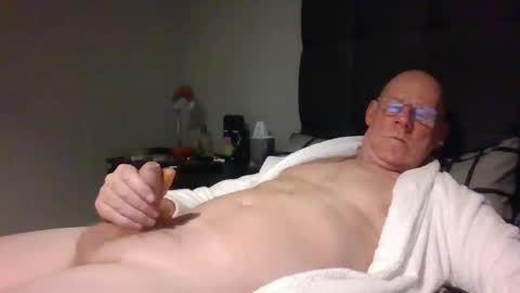 Snapshot of kevlooking4sez chatting on 02.17.25 kevlooking4sez online show from 02.17.25